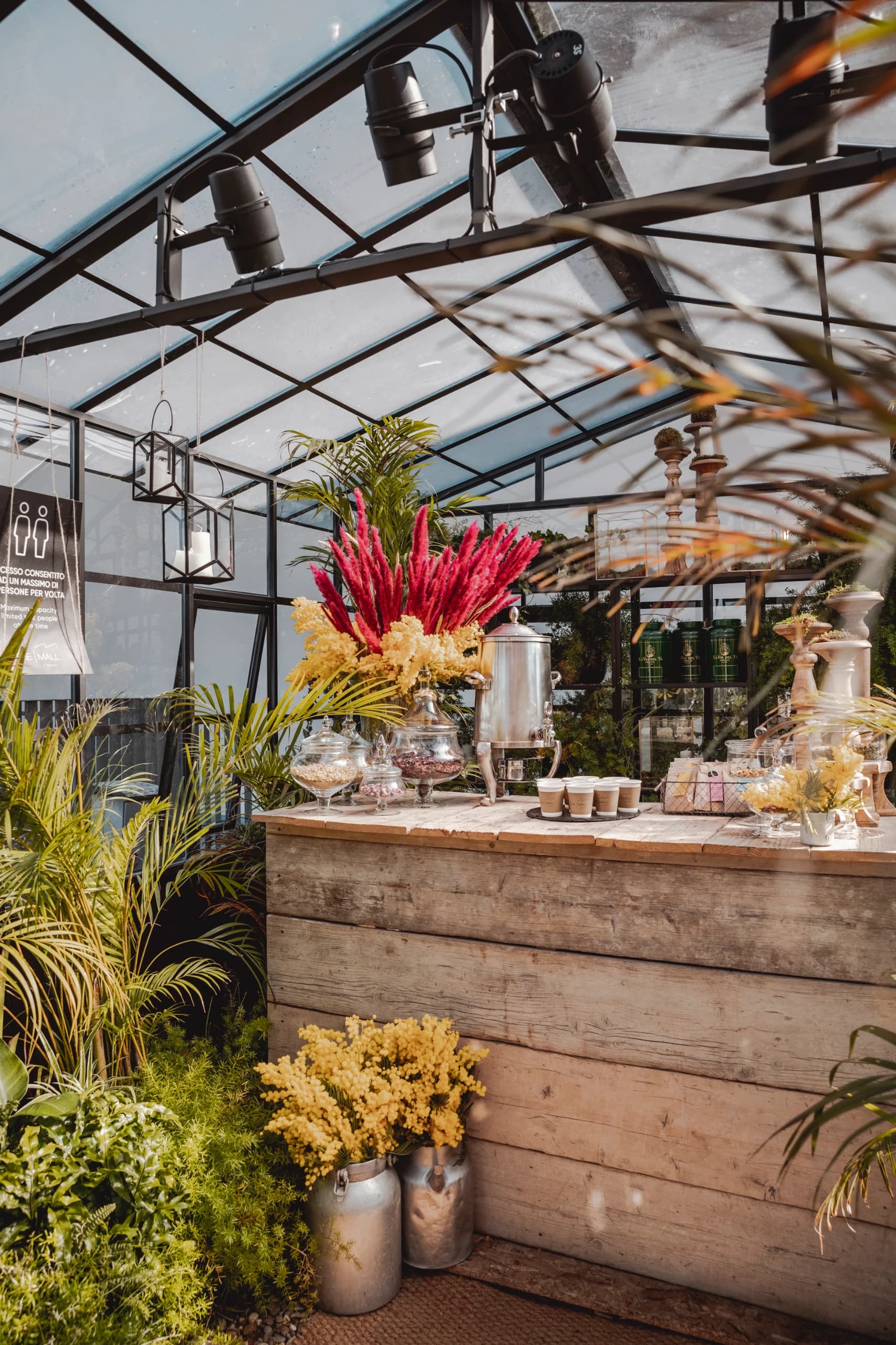 THE MALL  - Image 16