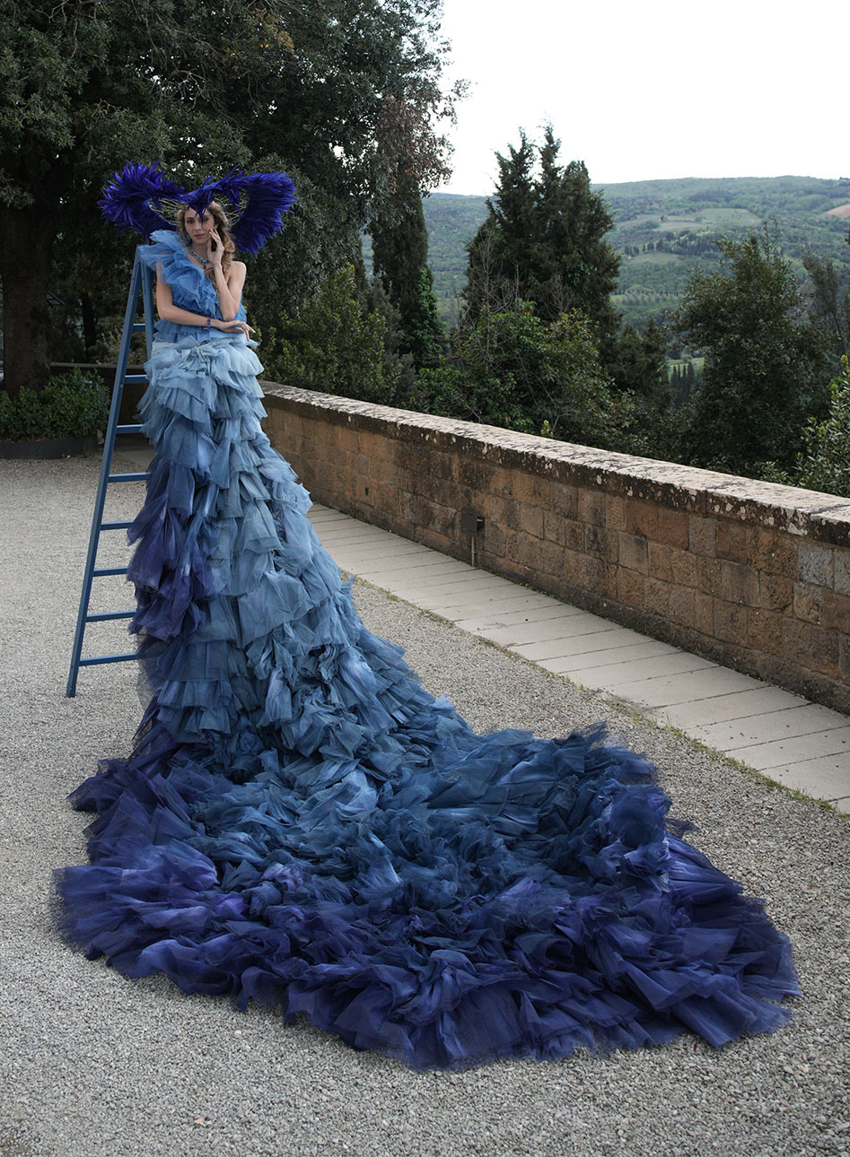 Chi Siamo - Blue Dress